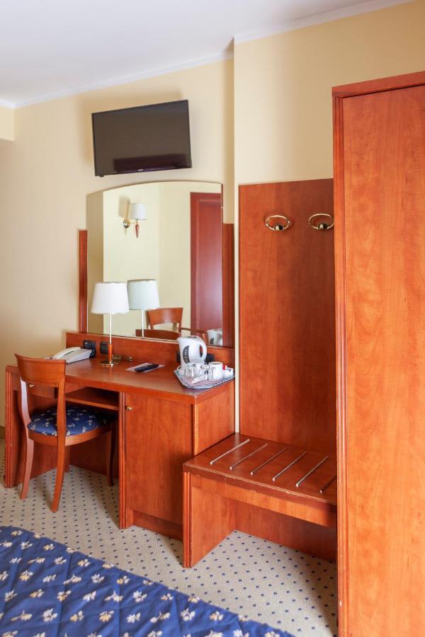 Hotel Olivo Арко Екстер'єр фото