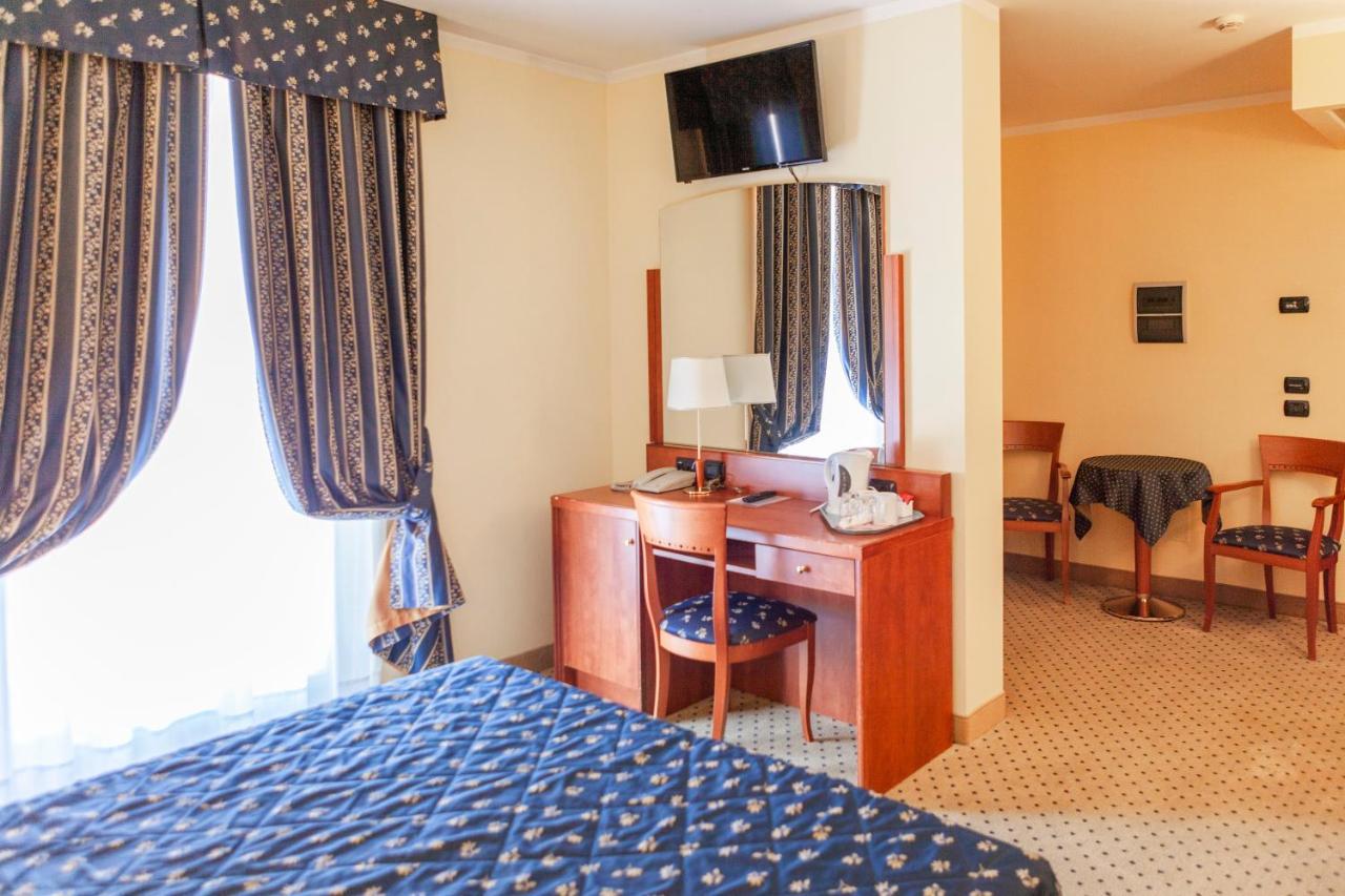 Hotel Olivo Арко Екстер'єр фото