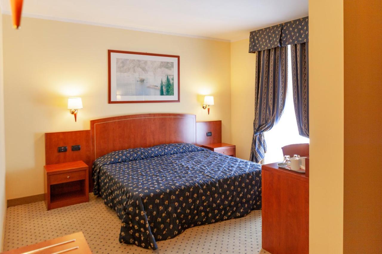 Hotel Olivo Арко Екстер'єр фото
